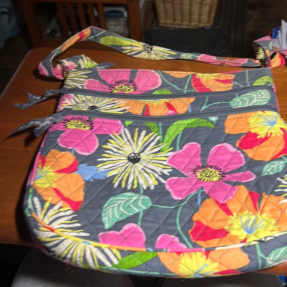 Vera Bradley shoulder/crossbody bag 12x12 excellent shape